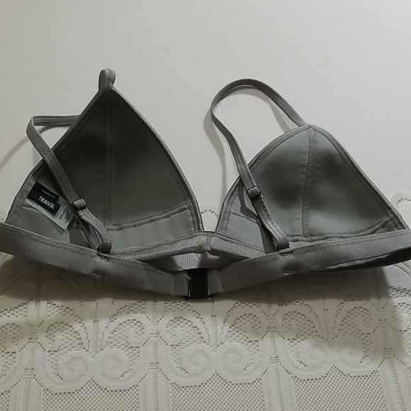 50T Triangl silver crochet bikini top, various - Picture 2 of 6